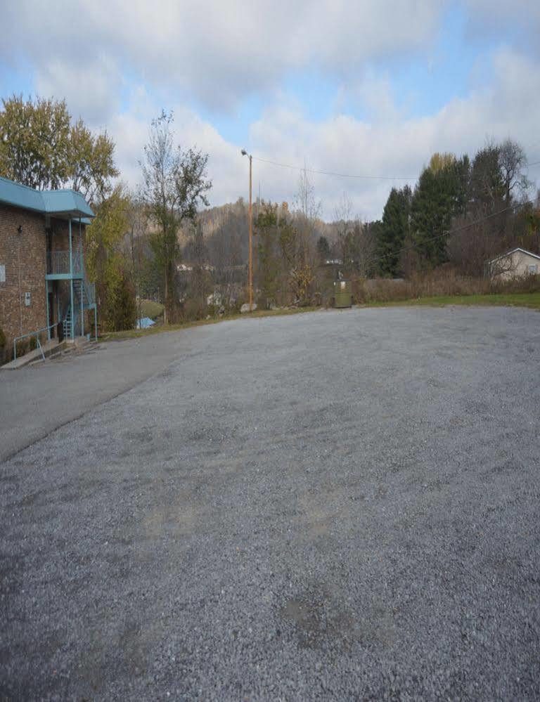 Budget Inn Of Tazewell County Pounding Mill 外观 照片